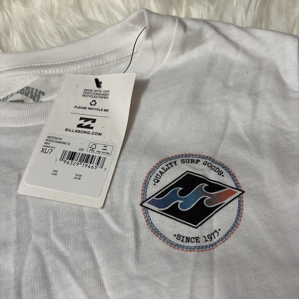 NWT Billabong White Short Sleeve Youth 7